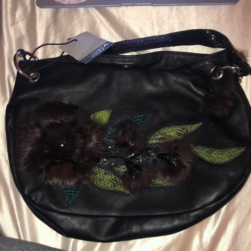 TOSCA BLU purse needs with tags